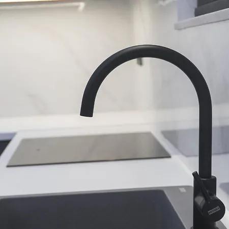 Apathera - Modern In Zakynthos