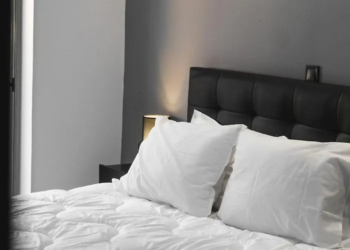 Apathera - Modern In Zakynthos * Kalamákion