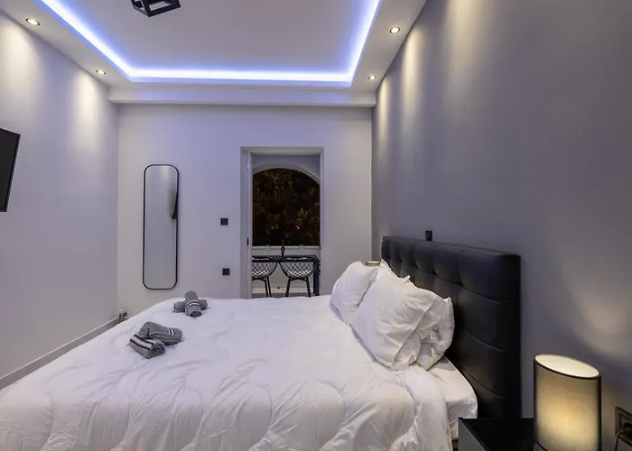 Apathera - Modern In Zakynthos