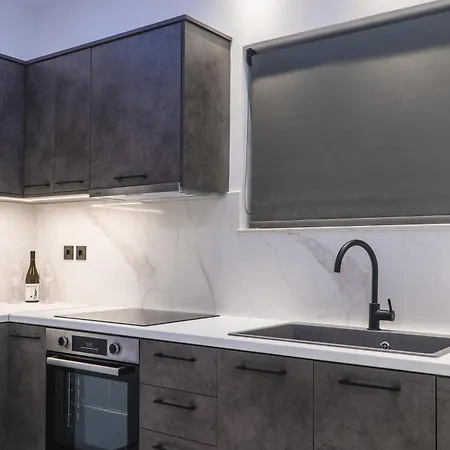 Apathera - Modern In Zakynthos *